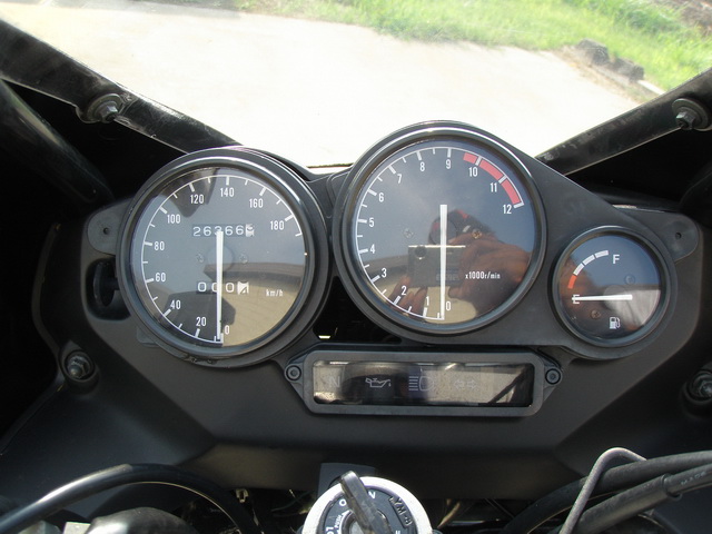 Купить мотоцикл Yamaha XJR1200R 1996 фото 17